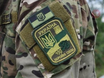 На Донбасі військовий побив та підпалив товариша по службі