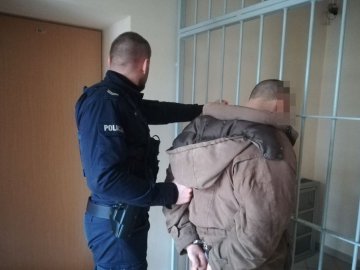 У Польщі спіймали двох українців, які їздили п’яними на крадених автівках