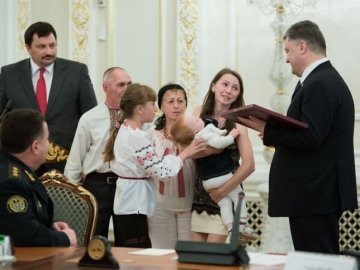 Волинські «кіборги» отримали державні нагороди від Президента. ФОТО. ВІДЕО