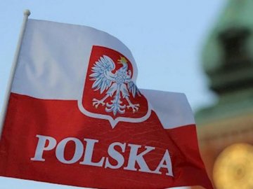 Послаблення карантину: Польща відкриває готелі, дитсадки та торгові центри
