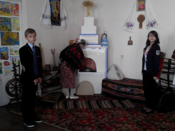 У луцькій бібліотеці відбувся вечір гумору. ФОТО У луцькій бібліотеці відбувся вечір гумору. ФОТО