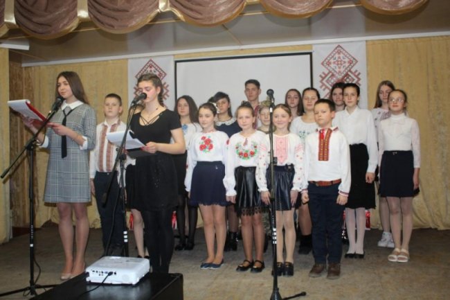 Волинські школярі влаштували тематичний вечір пам'яті Героїв Майдану