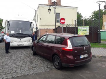 Автохами в Луцьку заблокували Старе місто. ФОТО