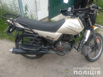 У Камінь-Каширському районі вкрали мотоцикл і автомобіль 