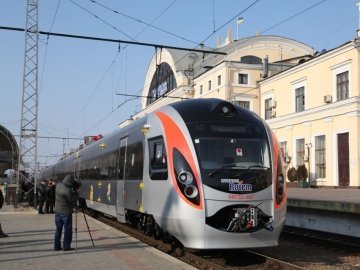 На українську залізницю повернуть «Хюндай»