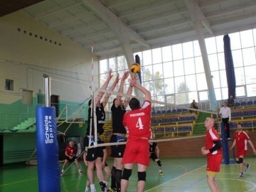 Відбувся Чемпіонат міста з волейболу серед чоловічих команд сезону 2015-2016. ФОТО