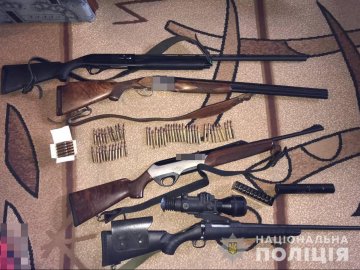 На Волині житель Київщини торгував зброєю. ФОТО
