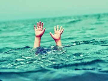 На Тернопільщині у річці втопилася 10-річна дівчинка