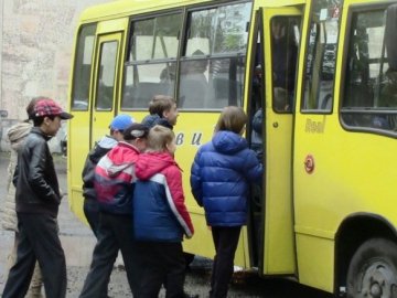 У Луцьку водії маршруток не хочуть возити дітей за пільговою ціною
