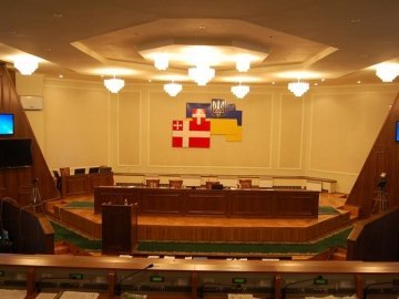 «Укроп» і «Солідарність» лідирують на виборах до облради по Луцьку