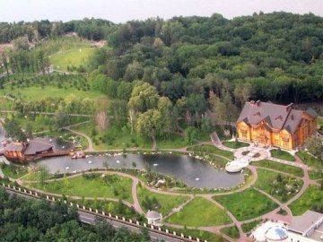 Державі повернули 2,6 гектара земель Януковича