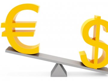 Курс валют у Луцьку на 5 червня: долар знову подешевшав