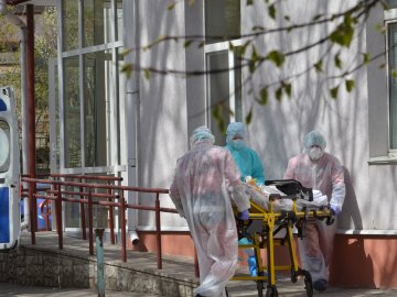 Повідомили, скільки людей інфікувалися, одужали і померли від коронавірусу в Україні за минулу добу