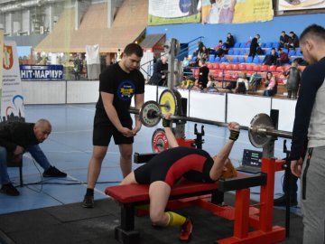 У Луцьку відбулися спортивні змагання на підтримку дітей із Spina bifida