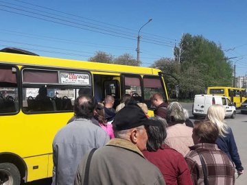 Транспортний колапс в «години пік»: Луцьк звернеться до Кабміну через карантинні обмеження 