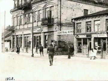 Кінотеатр у Ковелі 100 років тому. РЕТРОФОТО