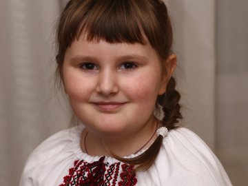 Напередодні Нового року день народження зустрічатиме донька волинського Героя: волонтери просять привітати дівчинку