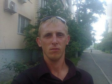 Затримали юнаків, які до смерті побили чоловіка у Нововолинську