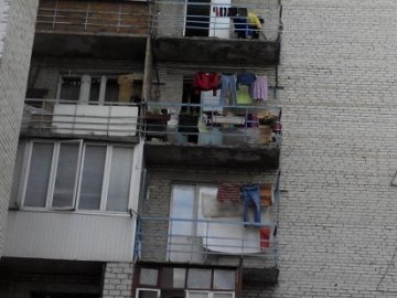 У Луцьку – задимлення у квартирі: працюють рятувальники