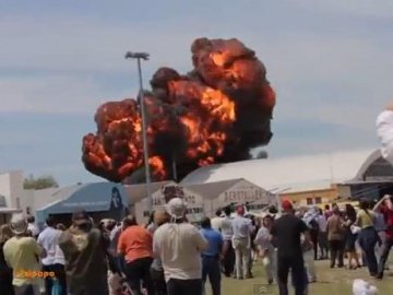 В Мадриді вибухнув літак: відео моменту катастрофи