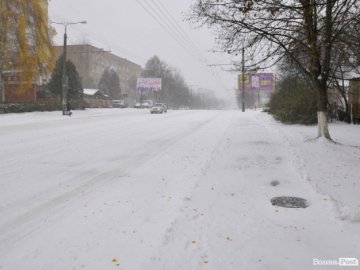 Фото снігу в Луцьку