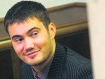 Молодшого сина Януковича  поховають у Криму