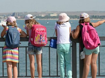 Подорожі українських школярів будуть фінансувати із держбюджету