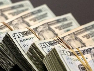 Долар продовжує дешевшати: курс валют у Луцьку на 13 грудня