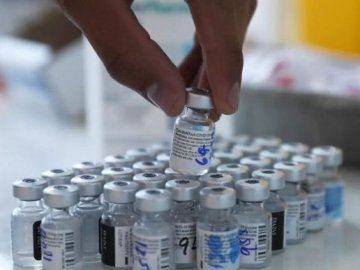 Сьогодні, 18 квітня, в Україні розпочинається щеплення вакциною Pfizer