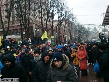 У Києві - конфлікт під барикадами.ФОТО