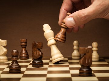 Смертельний виграш: чоловік вбив товариша через шахову партію
