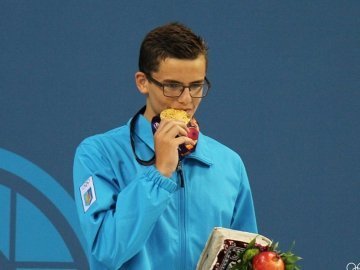 Європейські ігри: шістнадцятирічний плавець Андрій Хлопцов приніс Україні золоту медаль. ВІДЕО