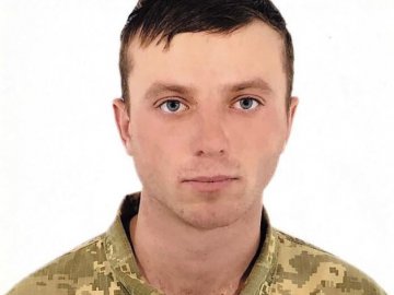 Стало відоме ім'я військовослужбовця, який загинув від кулі снайпера на Донбасі