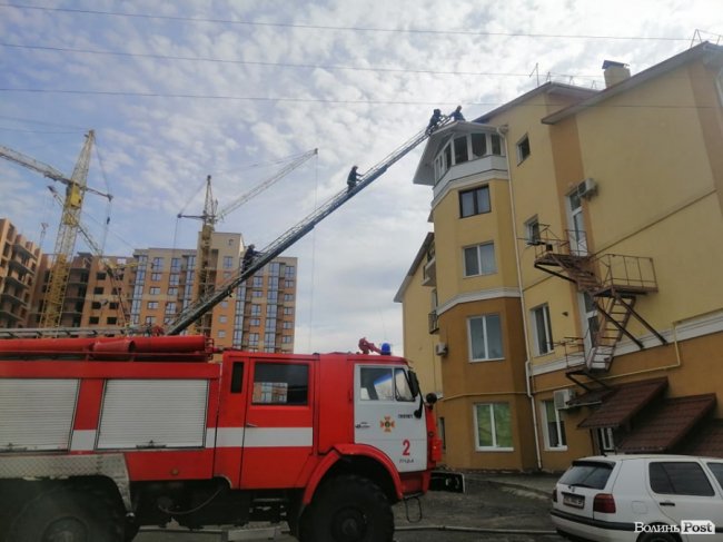 У Луцьку – пожежа в  житловому будинку. ФОТО