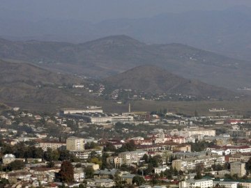 Вірменія і Азербайджан відновили бої: у Нагірному Карабасі оголосили воєнний стан