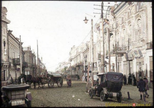 Луцьк в кольорах: показали світлини міста у 1910 році
