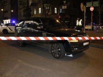 У центрі Києва під час обстрілу авто вбили 3-річного сина депутата-ресторатора 