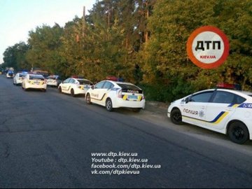 В Києві вісім поліцейських машин переслідували порушника на Ауді. ВІДЕО