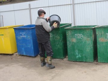 Цьогоріч у Нововолинську встановлять ще 60 контейнерів для роздільного сміття