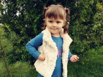 У 4-річної дівчинки з Волині виявили пухлину мозку: просять допомогти з коштами
