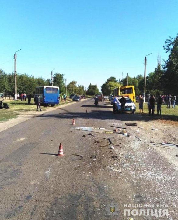 Дві маршрутки з пасажирами зіткнулися на Одещині: багато постраждалих. ФОТО