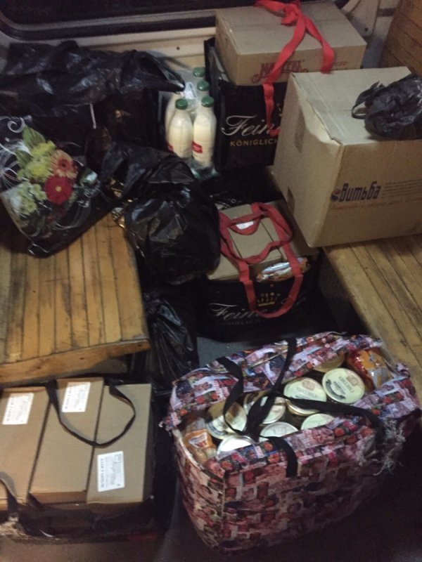 Через Волинську митницю незаконно везли продукти харчування. ФОТО