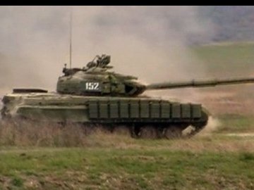 Під Донецьком − танковий бій
