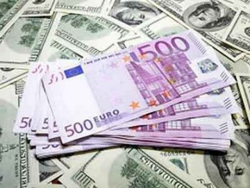 На «Устилузі» українець втратив 50 тисяч євро і 4,4 тисячі доларів