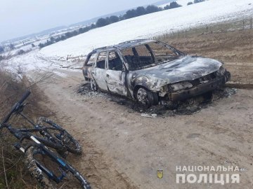 Автівка, яку викрали та спалили поблизу Луцька, виявилася «двійником»