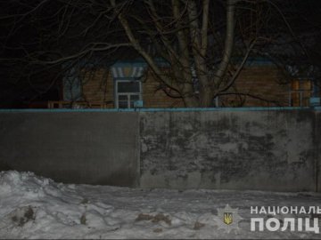 На Київщині чоловік забив до смерті пенсіонерку металевою палицею