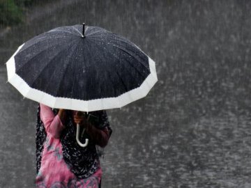 «Цінуйте парасолі»: синоптик озвучила невтішний прогноз погоди