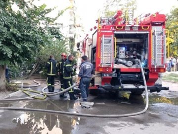 У Харкові пожежники врятували з вогню 18 людей