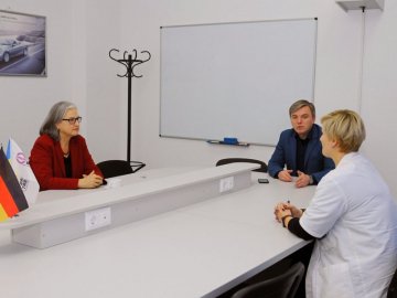 Посол Австрії відвідала луцький завод «Кромберг енд Шуберт»