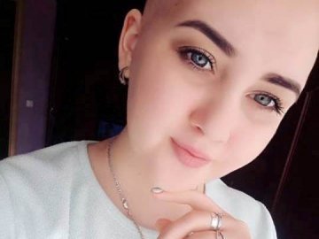 Відлетіла на небо у велике свято: померла студентка з Волині, яка боролася з раком